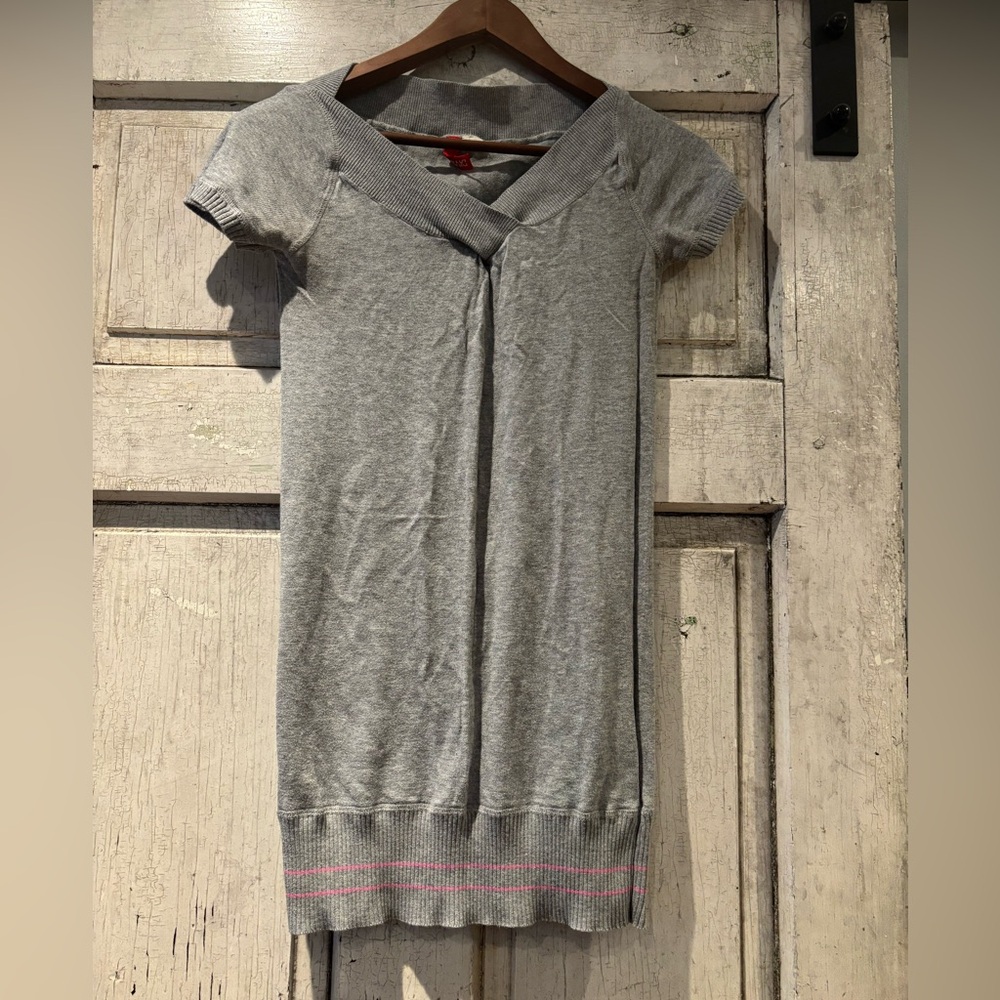 H&M Gray Short Sleeve Knit Dress